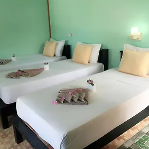 https://golden-guesthouse-ao-nam-mao.hotelskophiphi.com